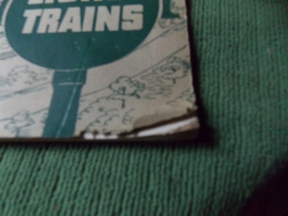 Instructions for Assembling and Operating Lionel Trains (1951) 64 Pages