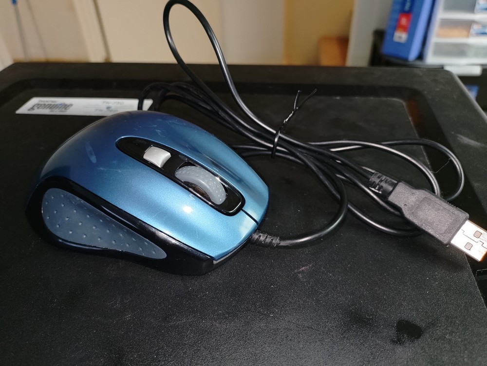 Blue {ENGAGE} Wired USB Optical Mouse
