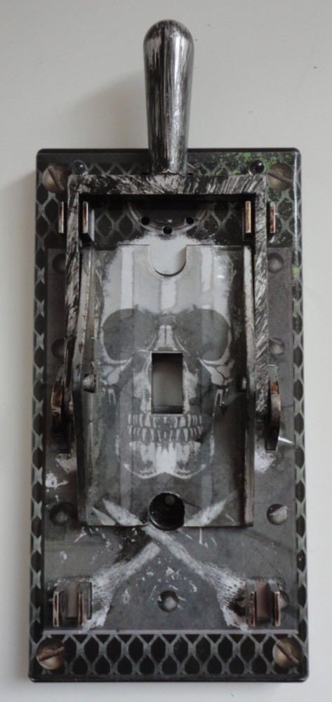 Tekky Halloween Dangerous Light Switch Cover READ
