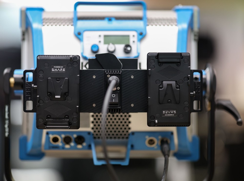 [EXCELLENT!!!] ARRI SKYPANEL S-30 C WITH ACCESSORIES