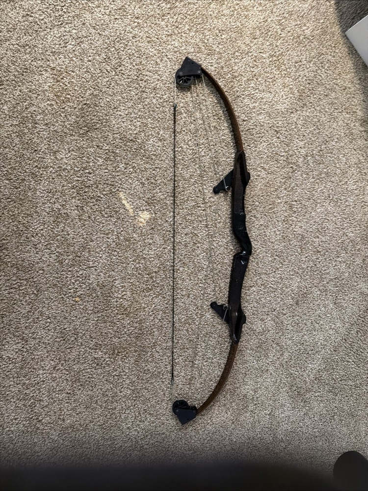 Original Bear 39" Archery Compound Bow In Mint Condition