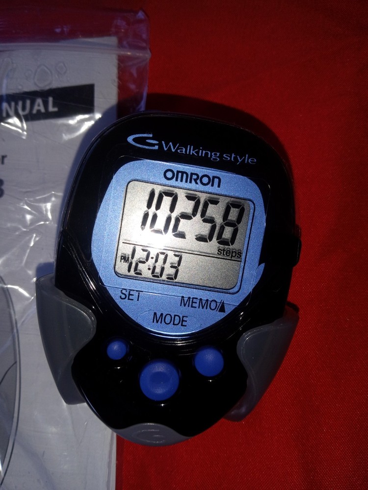 OMRON Go Smart Dual - Axis Pocket Pedometer HJ- 113 PC Version