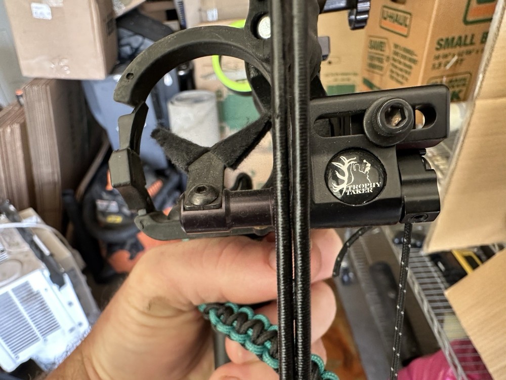 Bowtech Realm X Compound Bow Black Aluminum Right Hand with Accessories