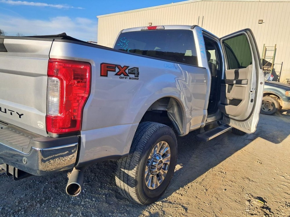 F250SD 2018 Glove Box 4897549