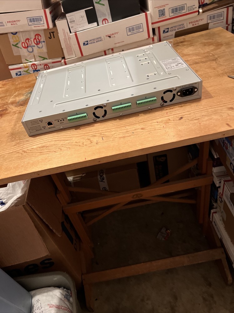 Axis 291 1 U Video Serv Rack 0267-001-05 with Encoder Blade Tested & Working