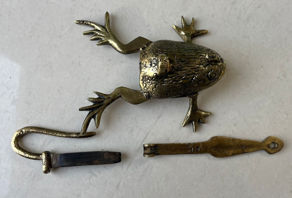 Old Vintage Brass Frog Shape Rare Tricky System Padlock