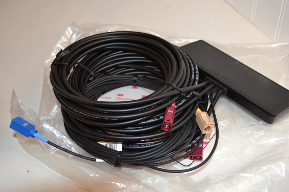 Taoglas TGC200 Antenna