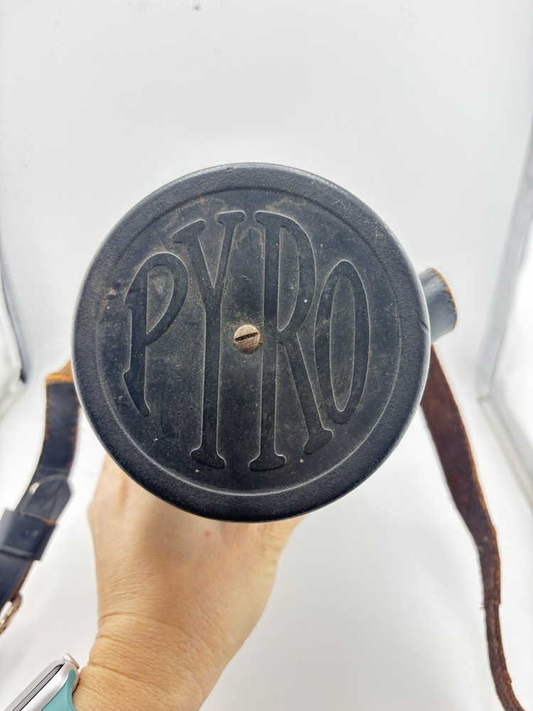 Vintage ISU Pyro Optical Pyro Case Hard Shell Protective Case