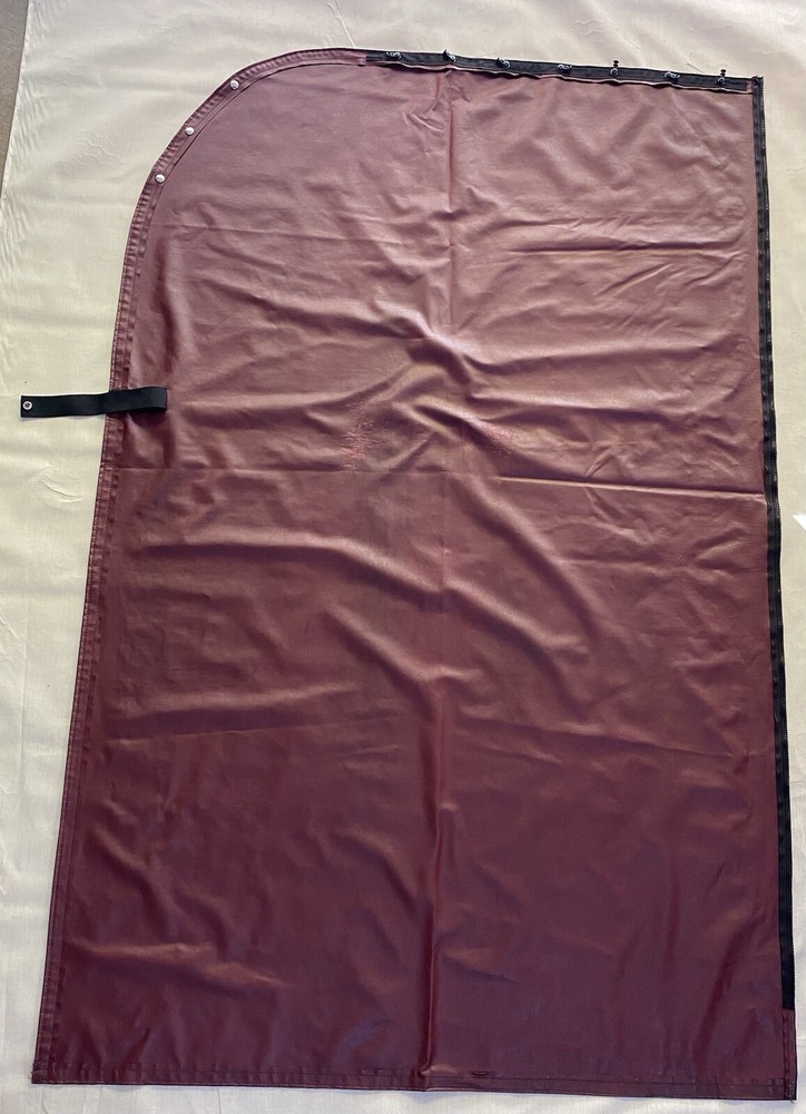 Peterbilt 387 SLEEPER Interior Curtain. Red Color. Used
