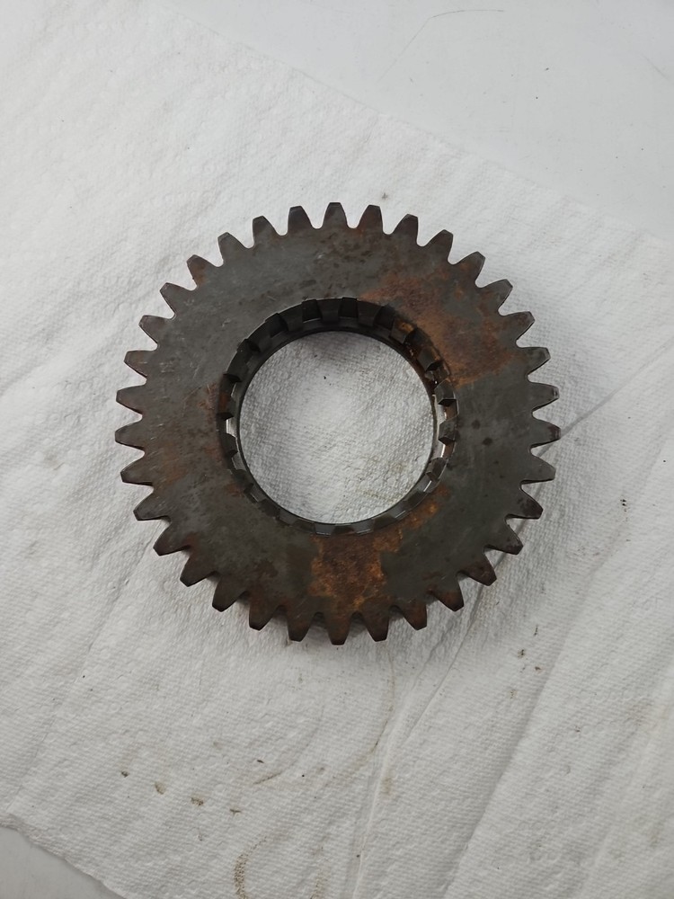Spicer Transmission Gear — 16229 — New (Surface Rust)