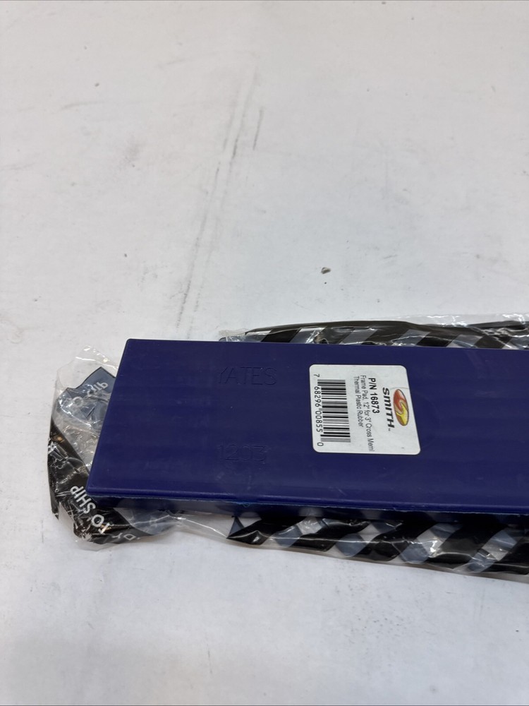 C.e. Smith 16873 C.e.smith Flex Keel Pad - Full Cap Style - 12" X 3" - Blue