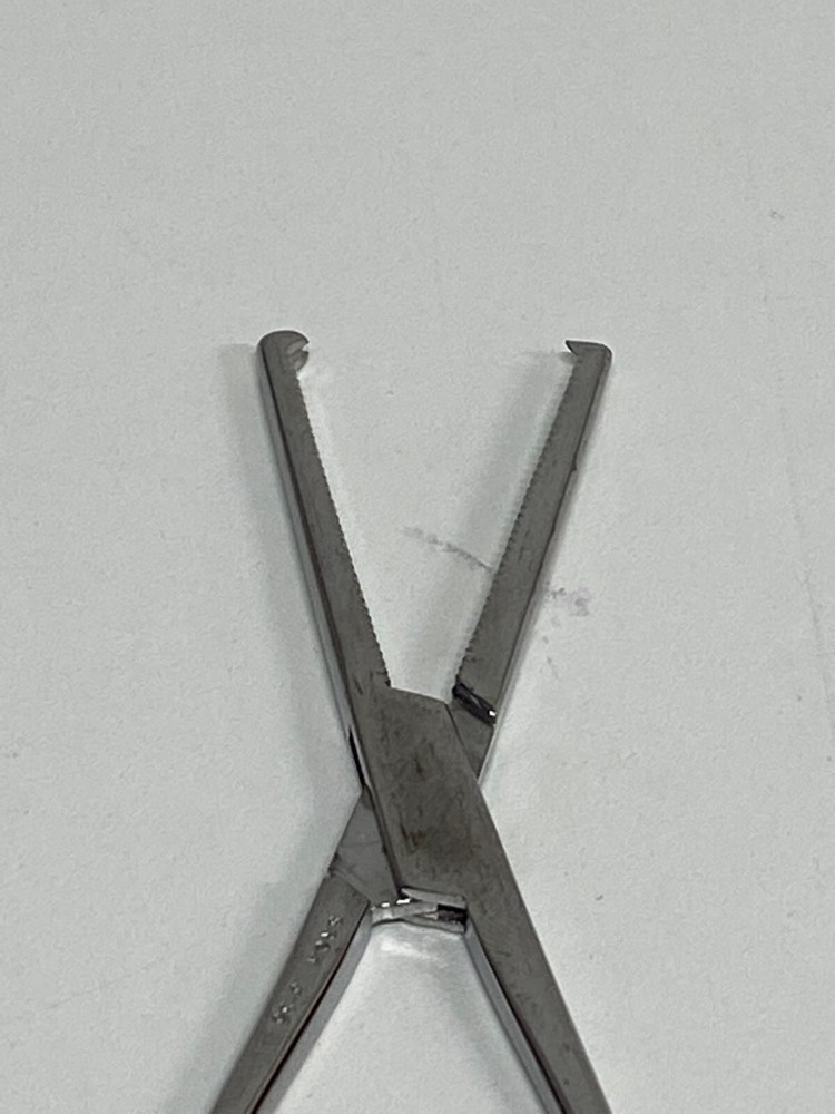 L22: Weck 476205 Forceps