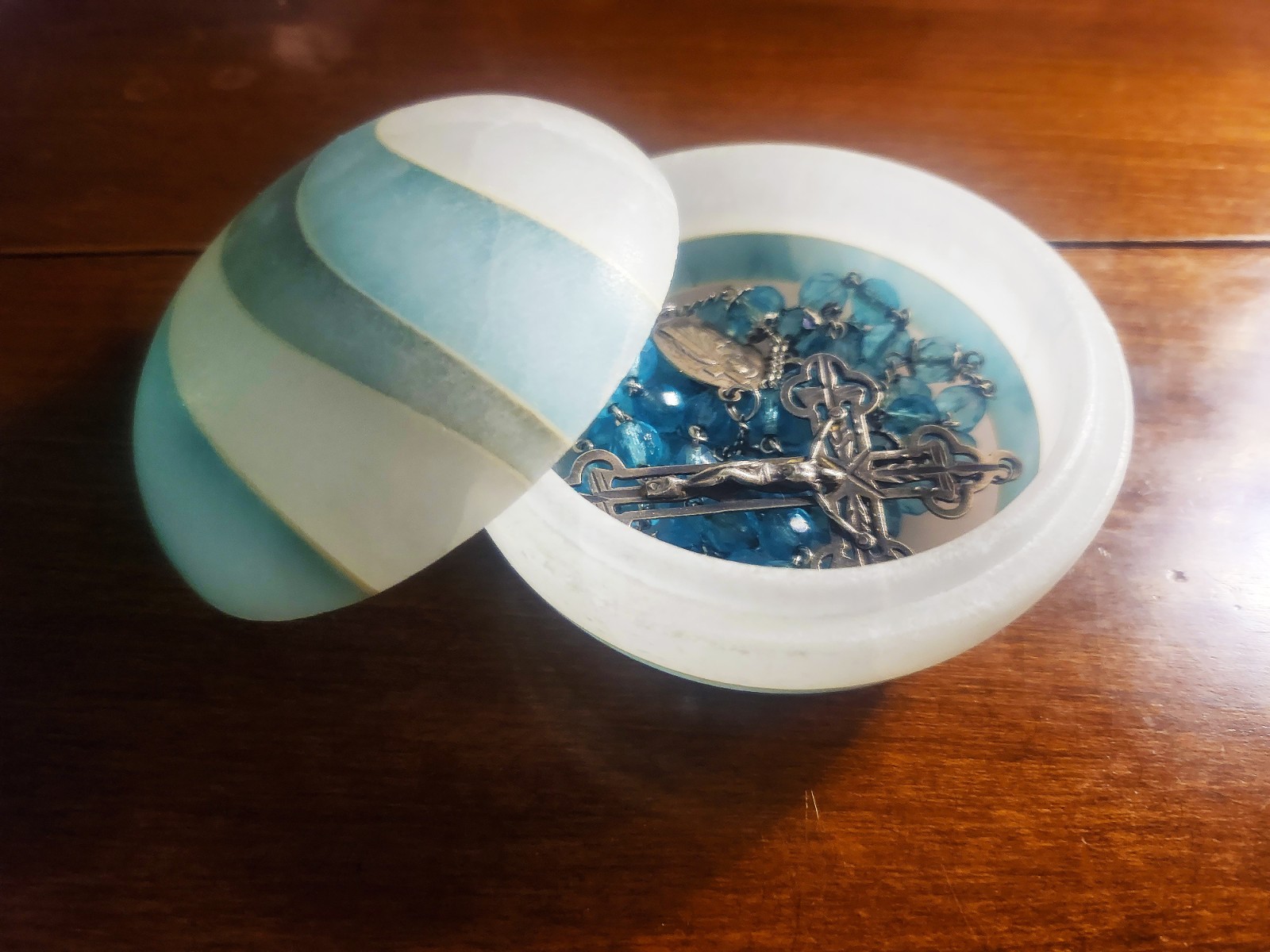 Vintage Italy Sterling Silver Aqua Blue Crystal Rosary & Vtg MCM Alabaster Case