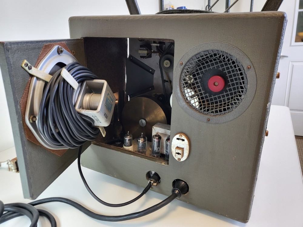 DeVry Bantom 16mm Projector w/ Tube Sound Amplifier - Powers On Nice Condition!