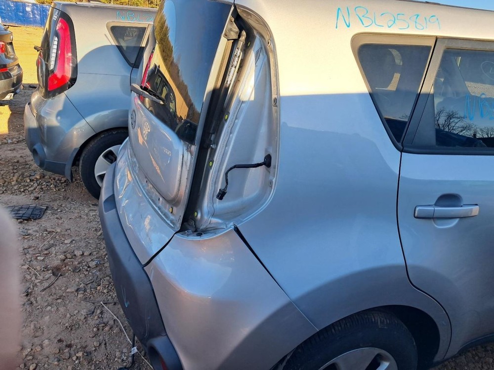 Fuse Box Engine Model Fits 15 SOUL 4899768