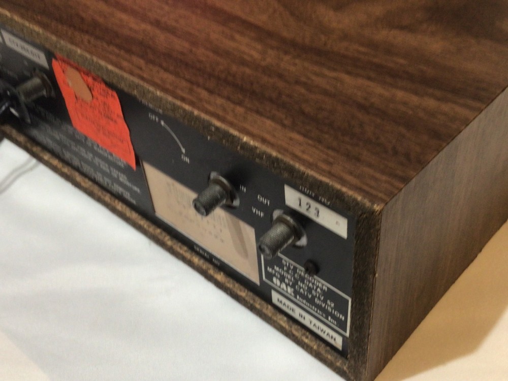 RARE Vintage 1978 ON SUBSCRIPTION TV BOX Early Pay Cable Television STV Decoder