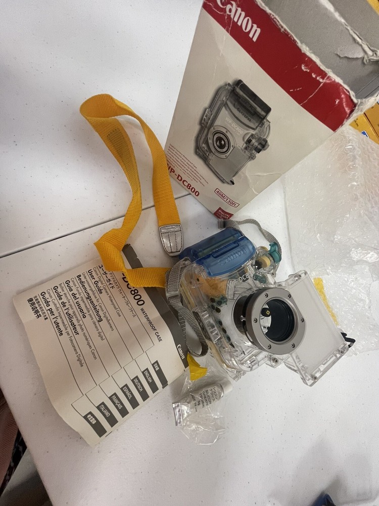 Canon Waterproof Camera Case WP-DC800 With Box