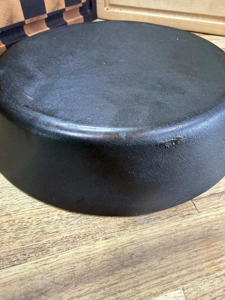 Unmarked #7 Skillet