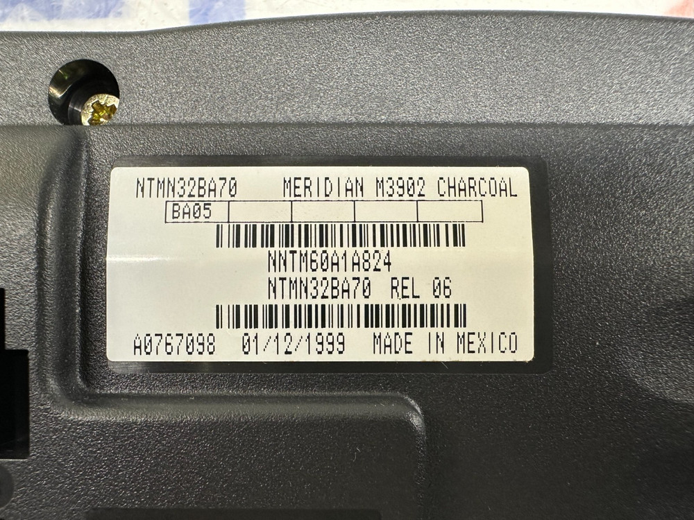 Meridian M3902 Display phone NTMN32BA70