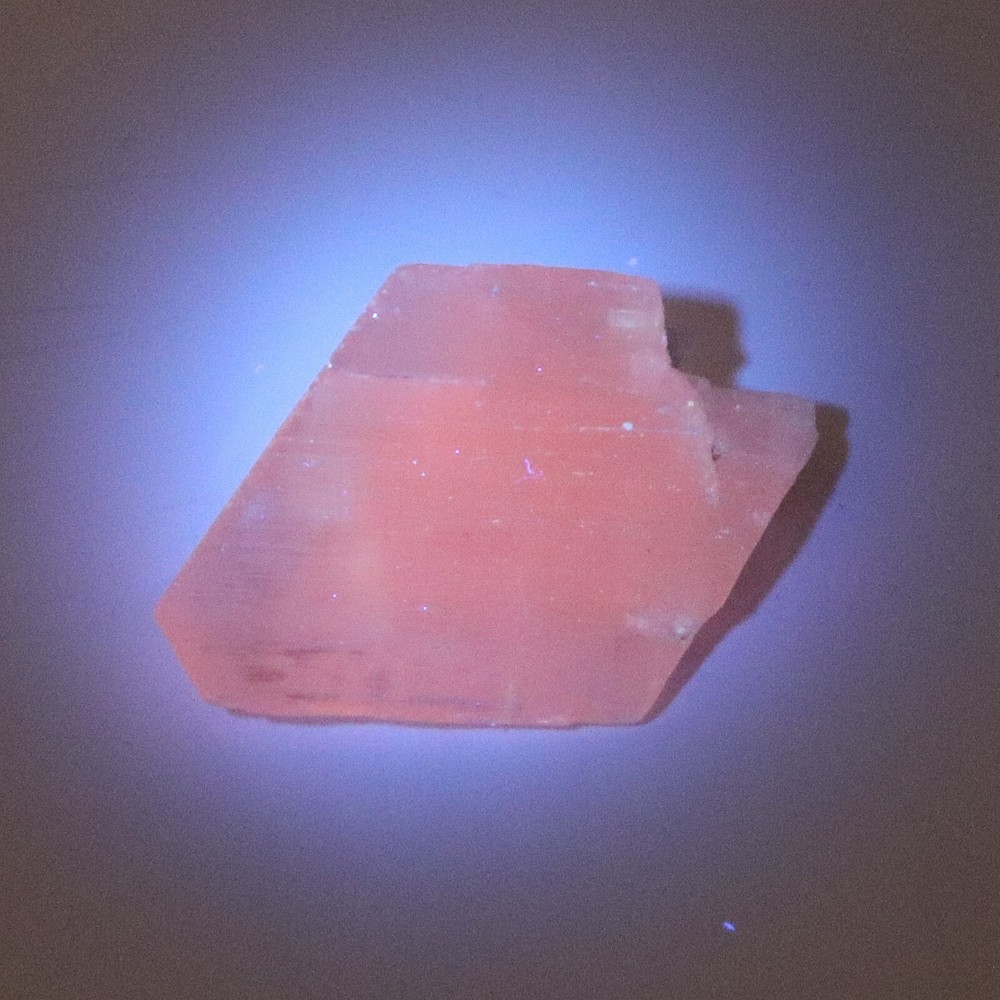 Mineral Specimen: Kunzite (KNZ94)