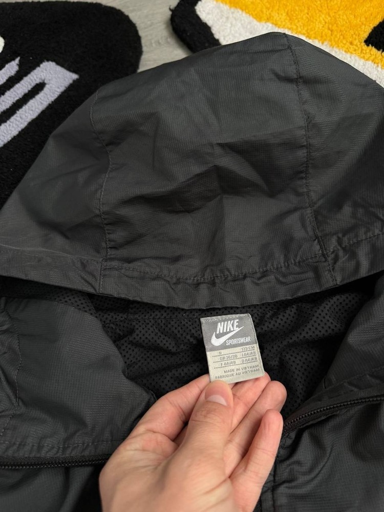 mens Nike premier light jacket size S