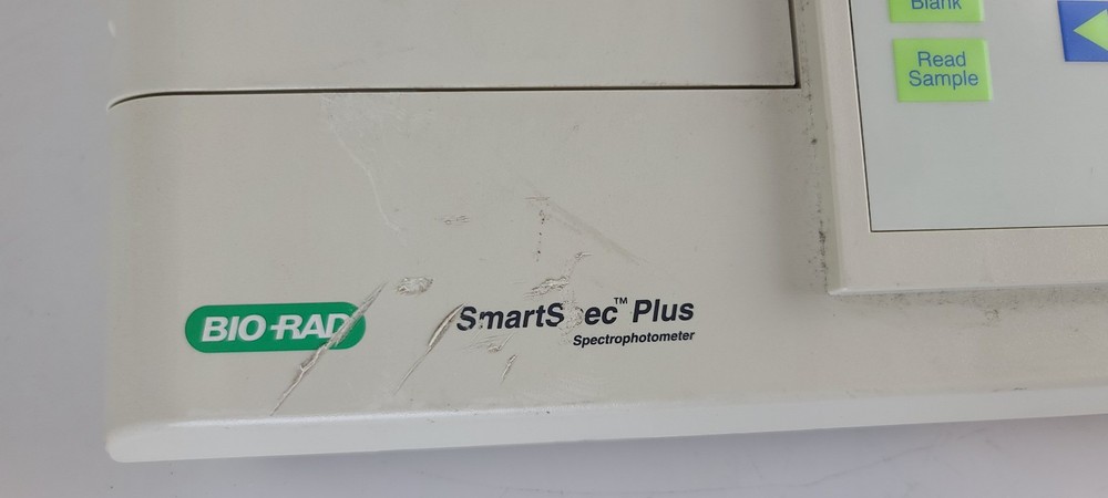 Bio-Rad SmartSpec Plus Spectrophotometer ~ Powers On
