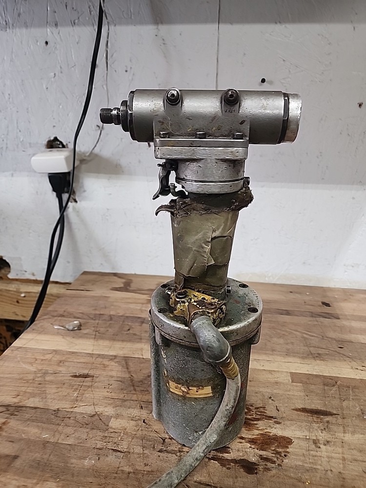 Cherry Rivet Gun G-684