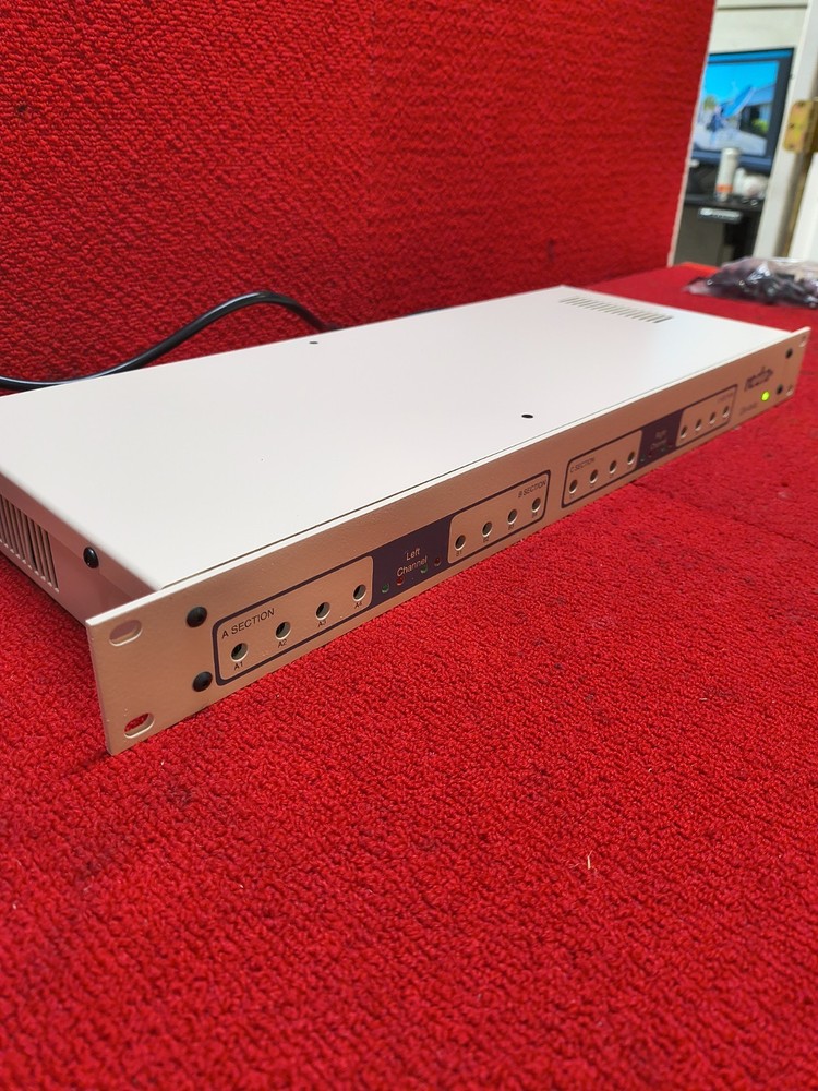 Used Radio Systems DA 4X4a Good Condition