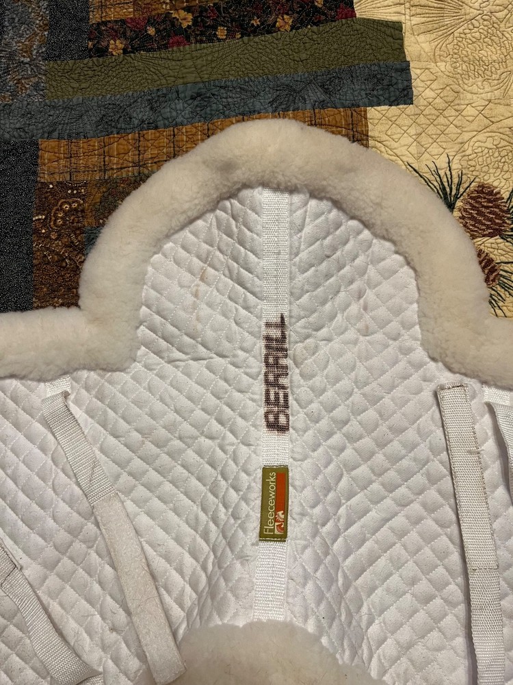 Fleeceworks Full Trim Shaped Saddle Pad