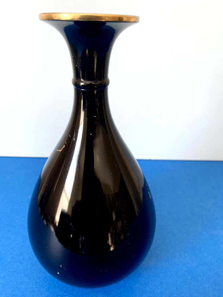 LIMITED EDITION BRASS CRANE DESIGN VASE