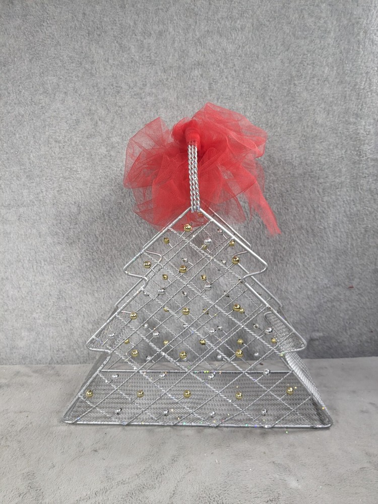 Metal Christmas Tree Basket Beaded Silver Design