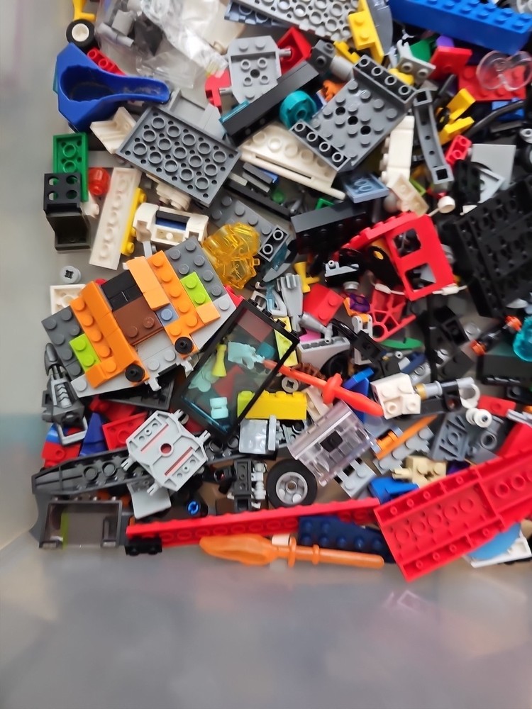 2+ Lbs Legos Vehicles, Mini Figs, And Other Specialized Pcs.
