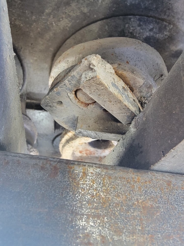 LARGE CONCRETE GRINDER
