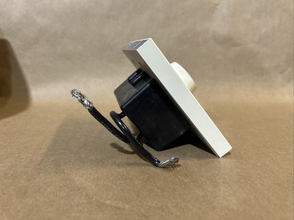 Hunt Electrics AS-20 Electrical Light Dimmer