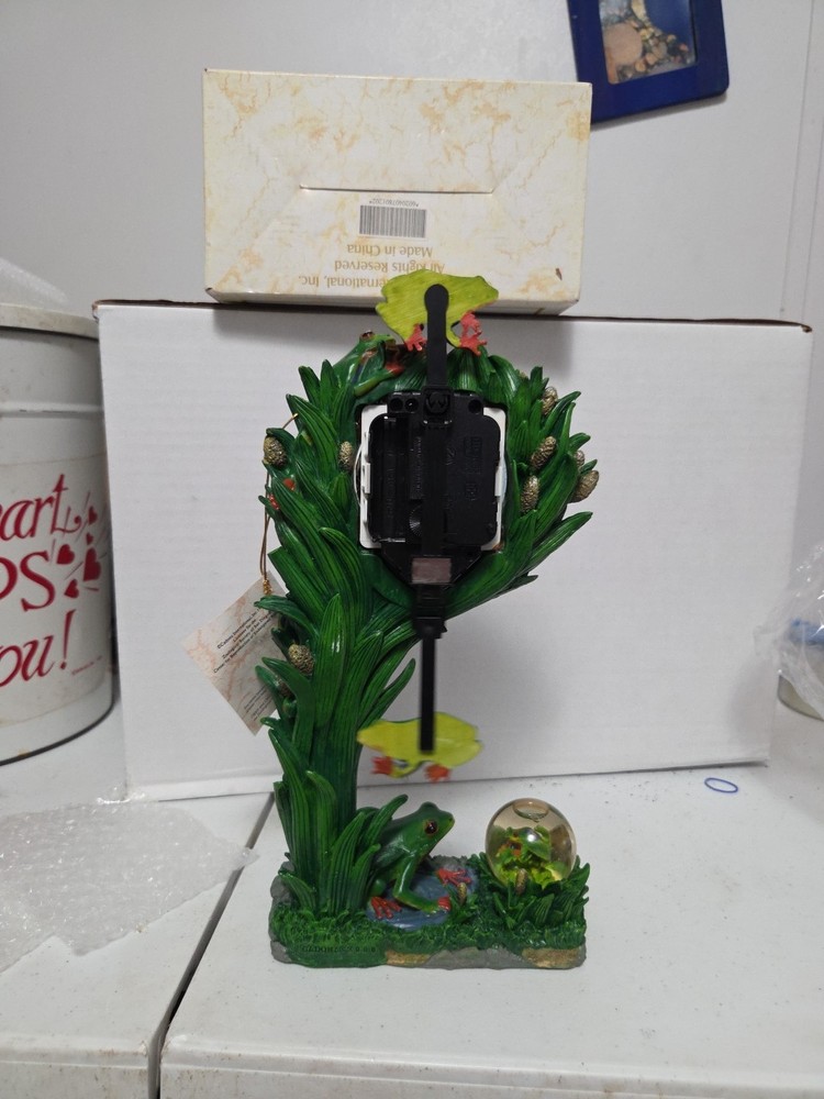2000 Cadona Clock Collection Tree Frog Clock