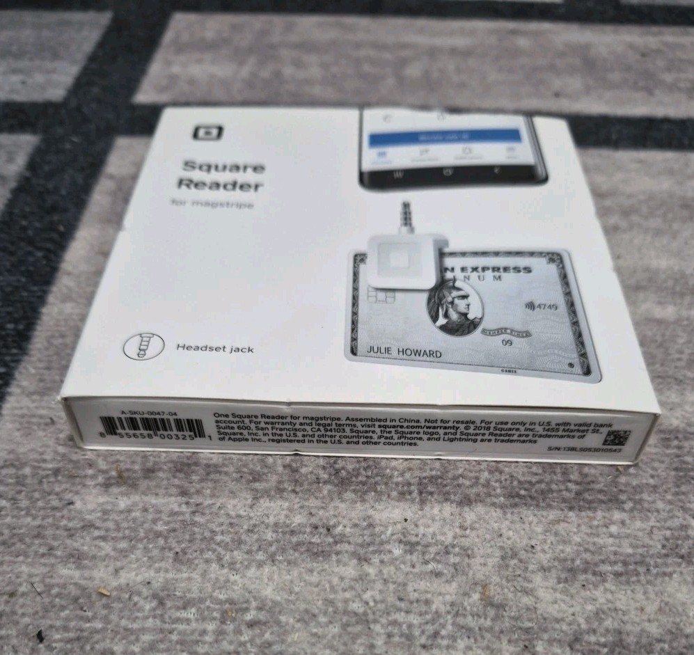 Square Reader for Magstripe (Headset Jack) - NEW SEALED !!! L