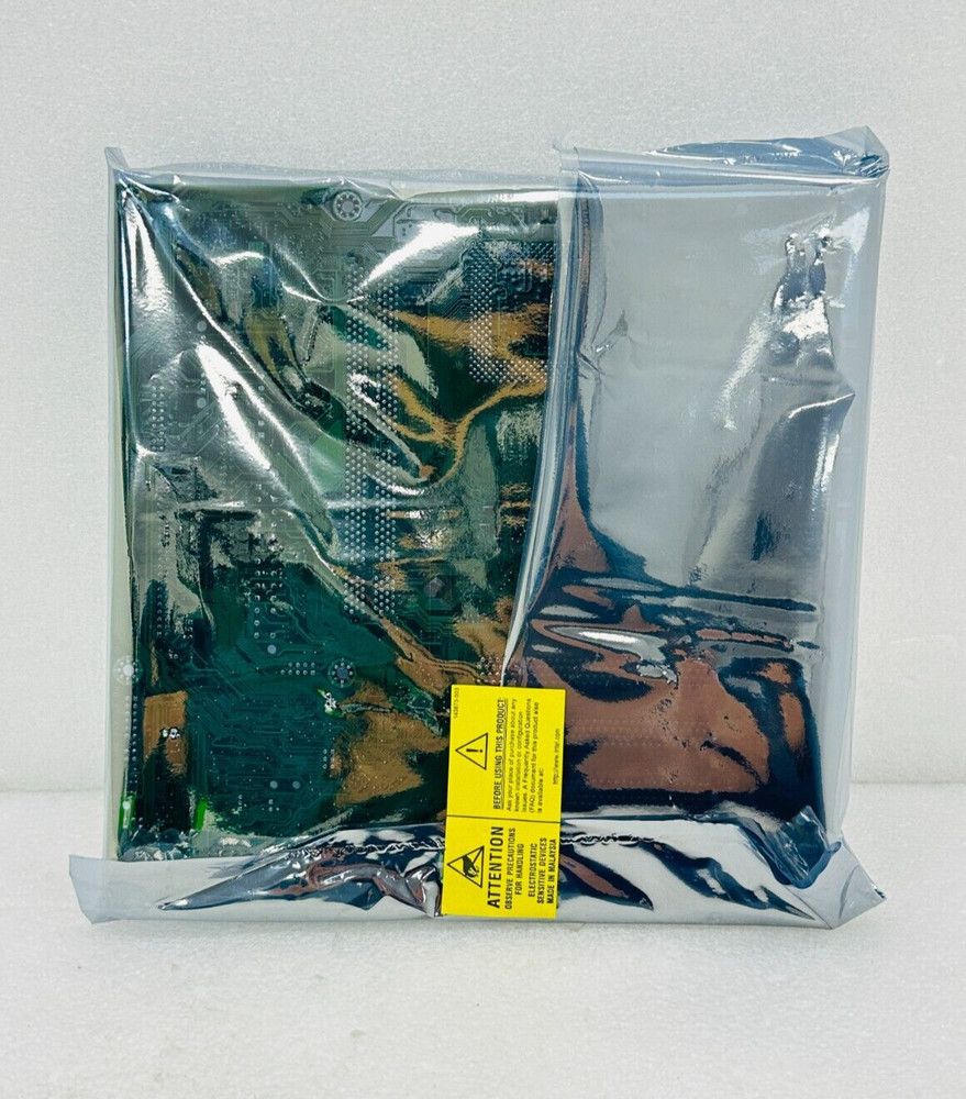 NEW OPEN BOX - INTEL A01988-308 Desktop System Board - FREE SHIPPING