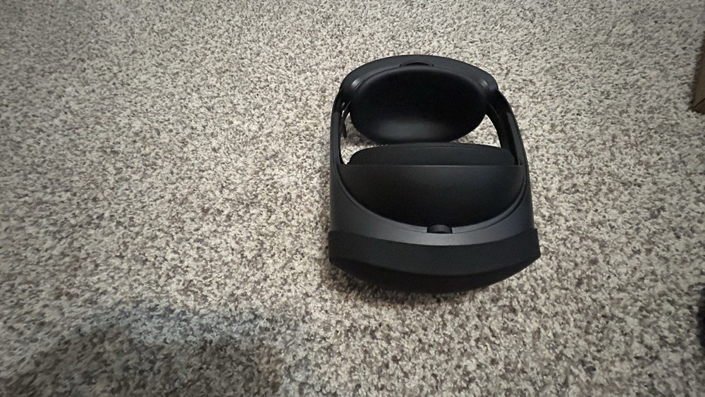 Meta Quest Pro 256GB Headset & Controllers Set