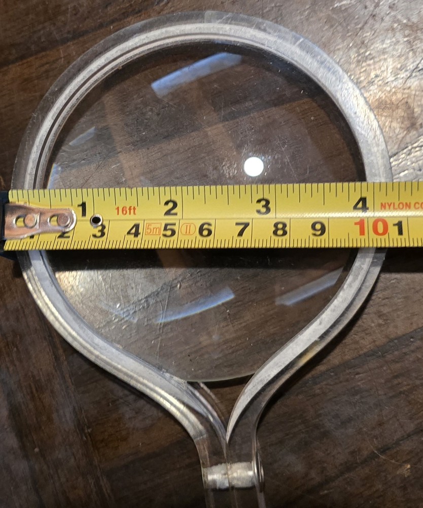 8½" Hand Held Magnifying Glass 4" Glass Clear Lucite Handle