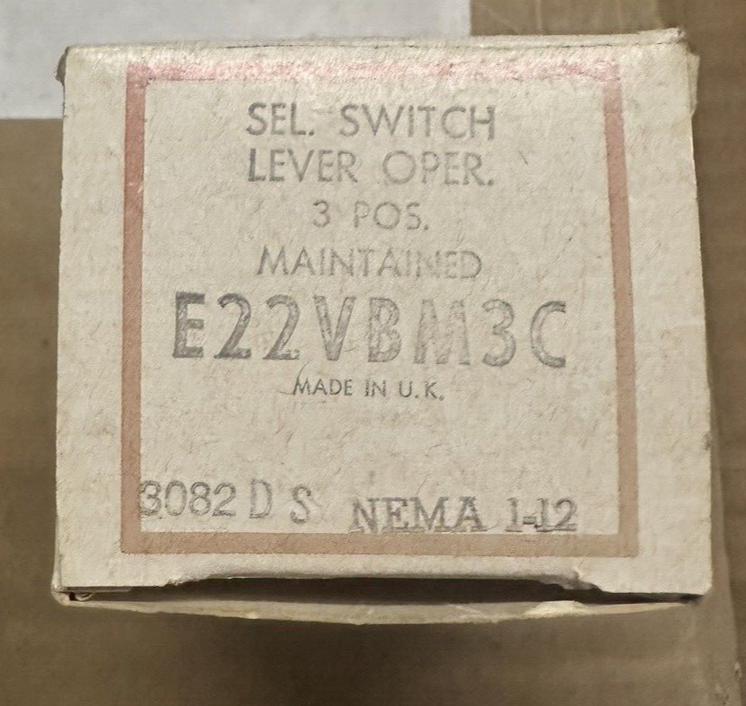 CUTLER HAMMER E22VBM3C SELECTOR SWITCH 3POS
