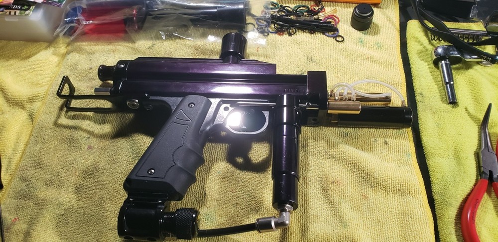 2002 WGP Vertical Feed Autococker