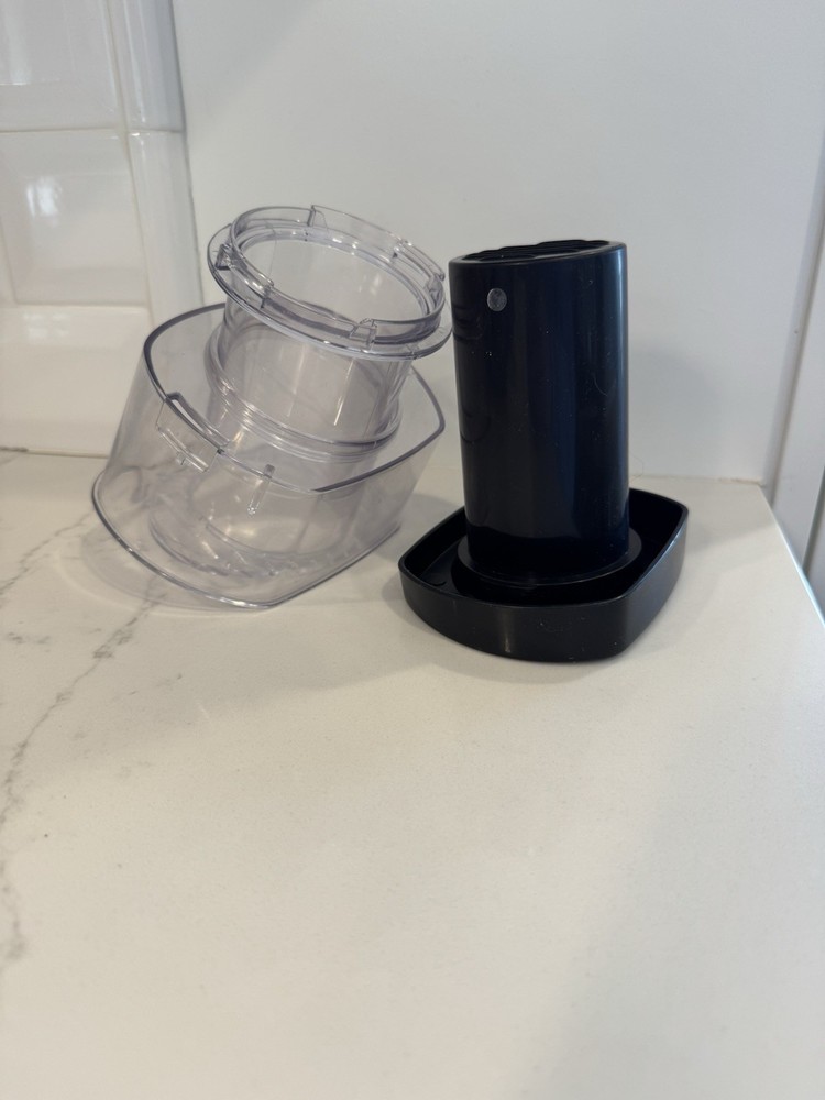 Black & Decker FP2500B Food Processor Feed Chute Pusher Replacement Part