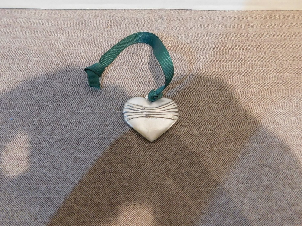 Pewter Heart Basket Tie On