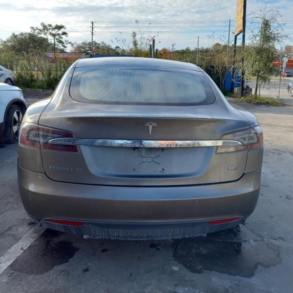TESLA S 2015 Battery 479493