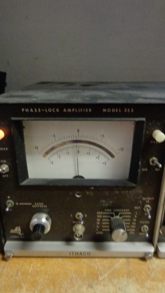 Ithaco Phase-Lock Amplifier Model 353