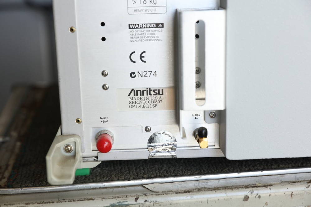 Anritsu MS4622B Network Analyzer Opt 4, 8, 11SF Blank Display, As Is