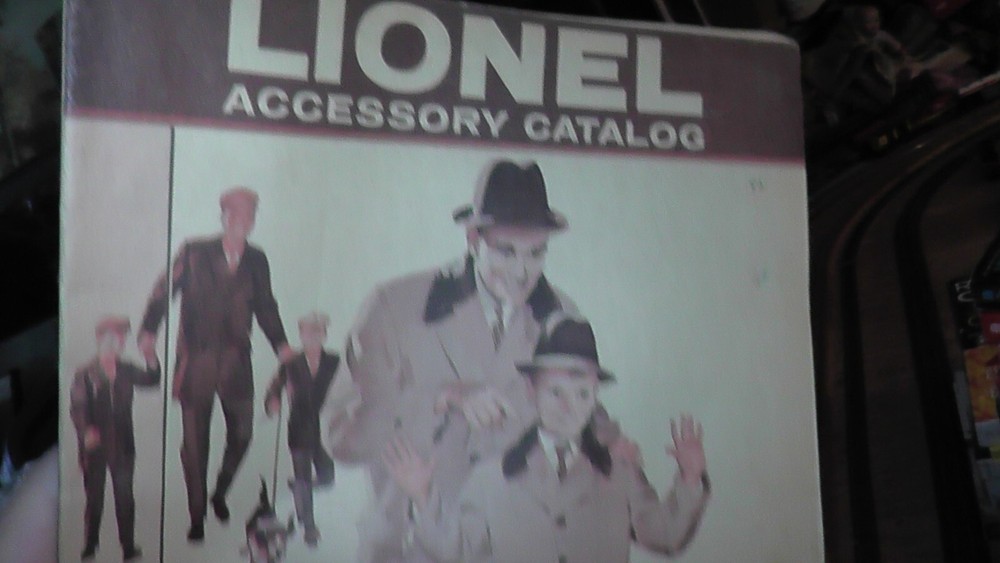 lionel accessory catalog vintage old