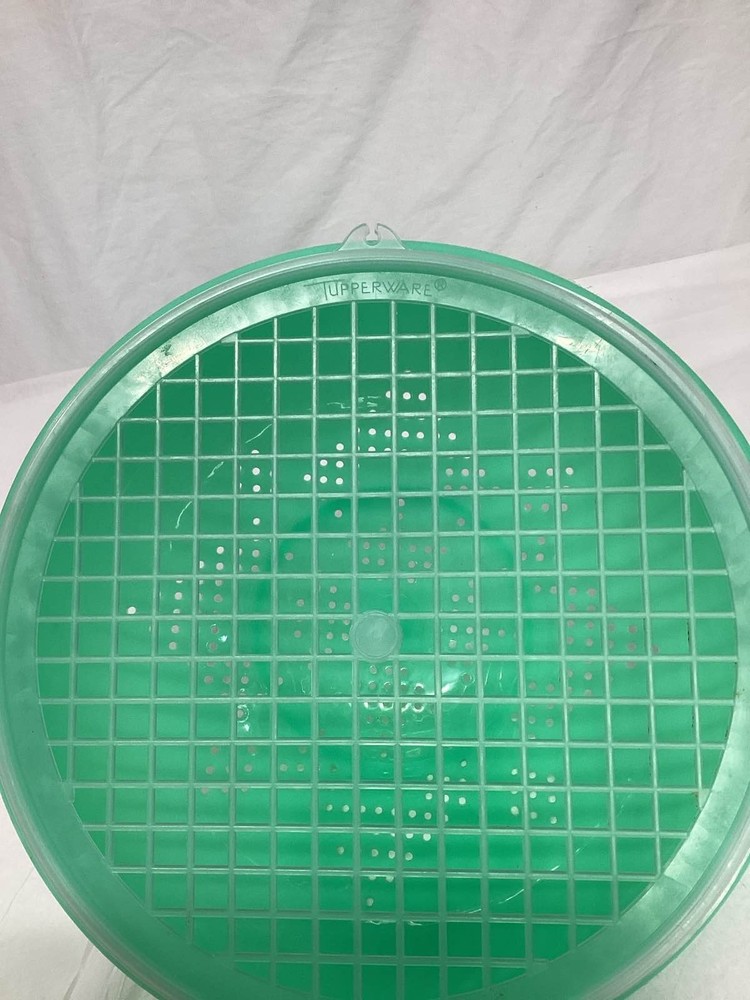 Tupperware Jadeite Colander 339, Flo-Thru Lid 516
