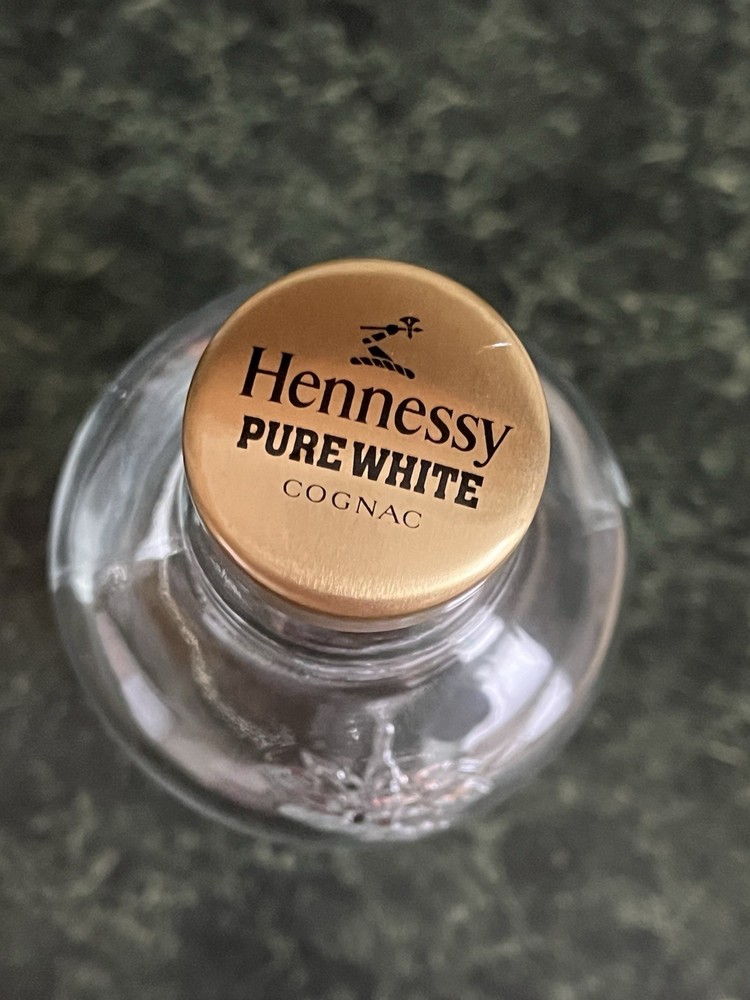 Hennessy PURE WHITE Cognac * Empty Liquor Bottle * 700 ml