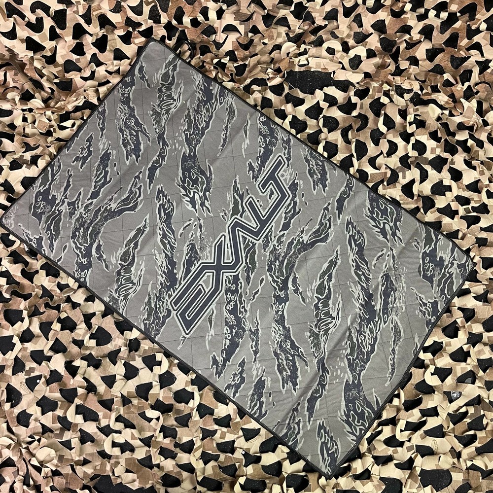 NEW Exalt Microfiber Team Goggle Cloth - Disruptive Camo